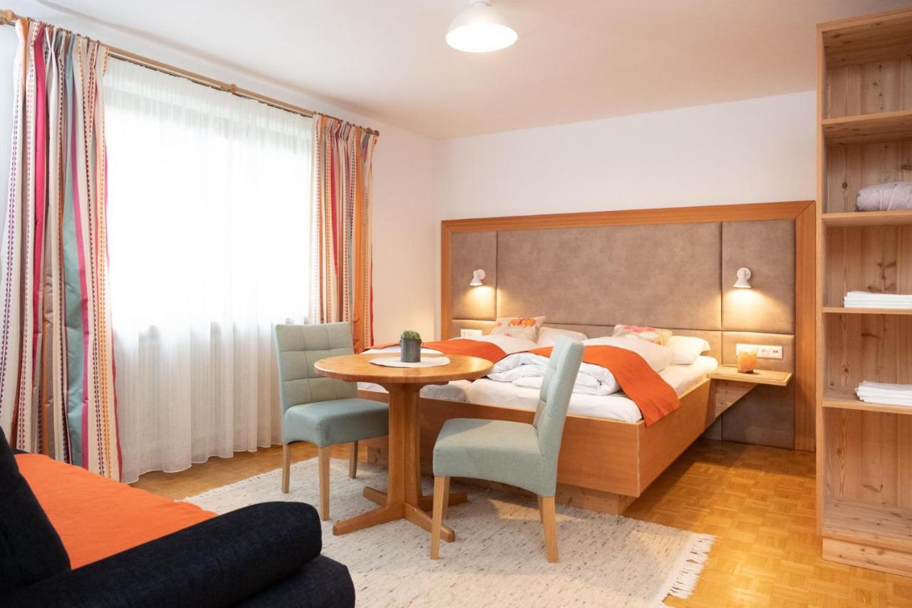 Santner, Hotel Eugendorf Exterior photo